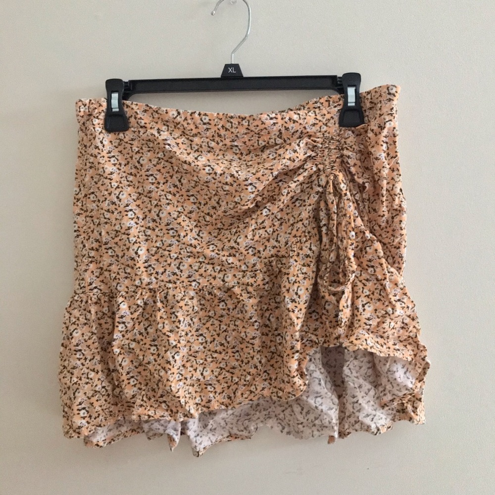 Floral Tie Skirt, fits like a small